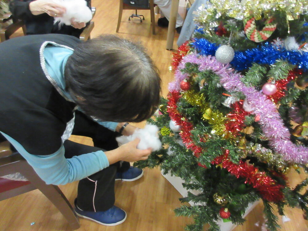 富士市デイサービス_クリスマスツリー点灯式