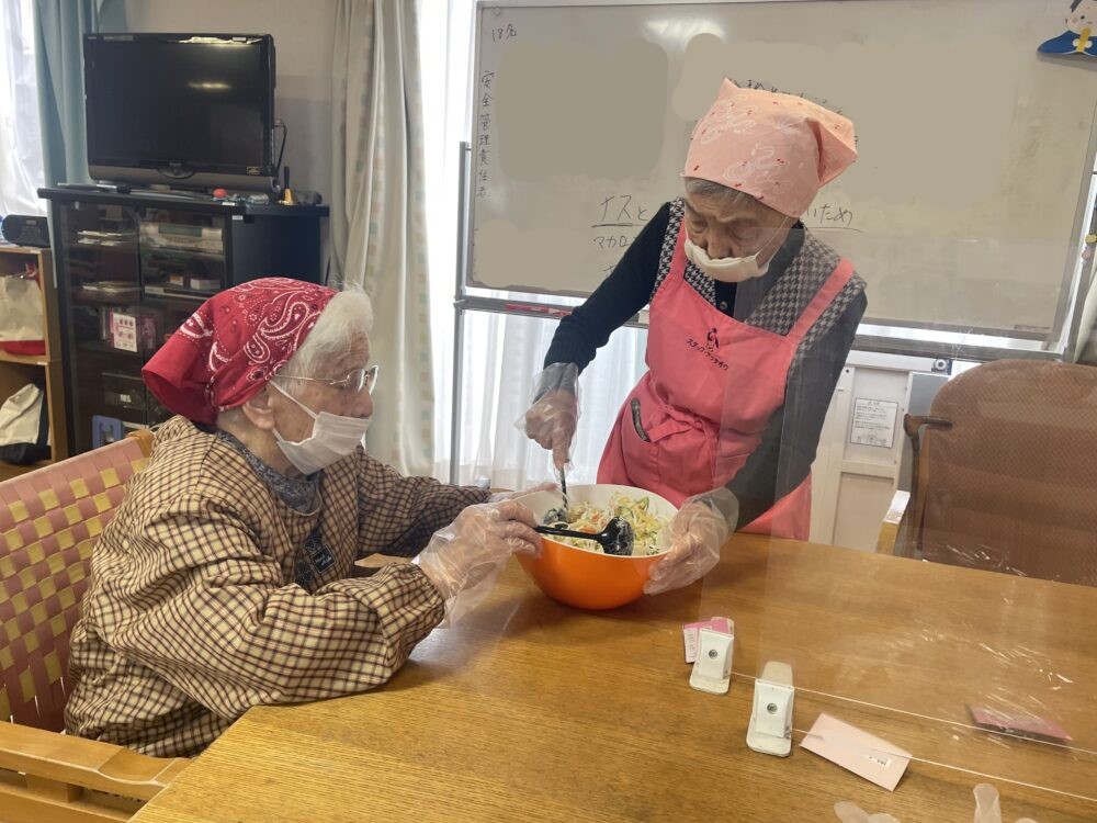 静岡市清水区デイサービス_4月昼食づくり