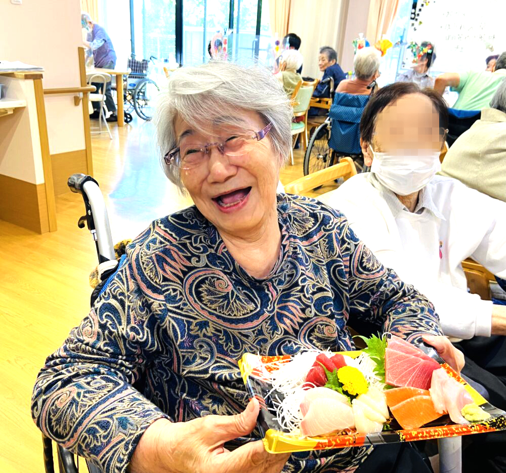 押切デイサービス 　「やっばり「刺身」はいいよね！」