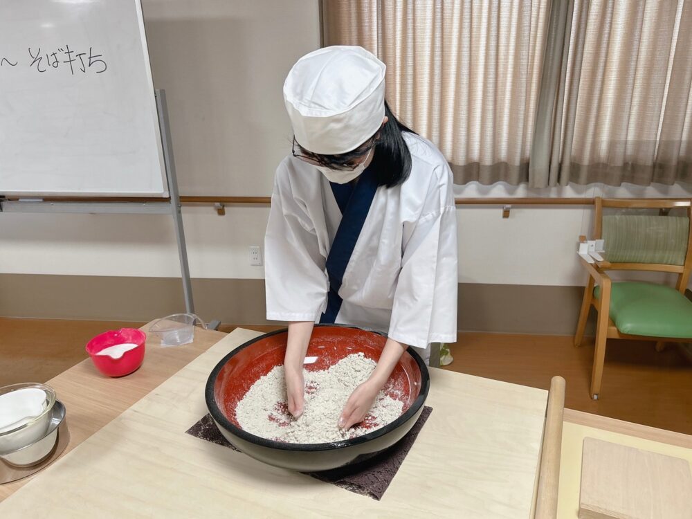 藤枝市デイサービス_「筍とタラの芽の天ぷら蕎麦」