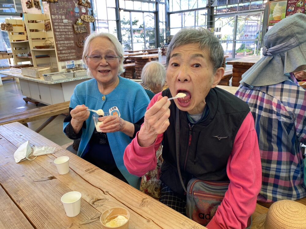 駿東郡長泉町_函南丹那オラッチェでソフトクリームを堪能