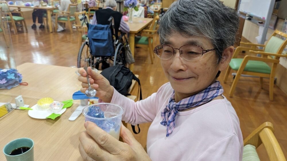 駿東郡長泉町デイサービス_紫陽花尽くしで梅雨を楽しもう