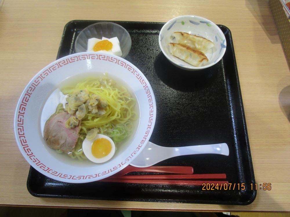 静岡市清水区デイサービス_奇数月第3月曜日はラーメンの日あさりラーメン