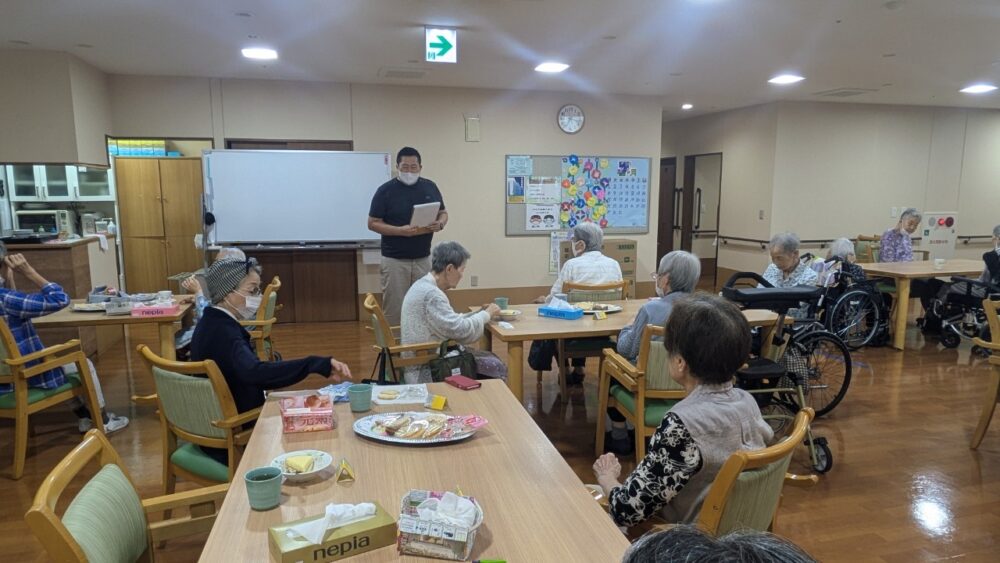 駿東郡長泉町デイサービス_昭和へタイムスリップ映画鑑賞会