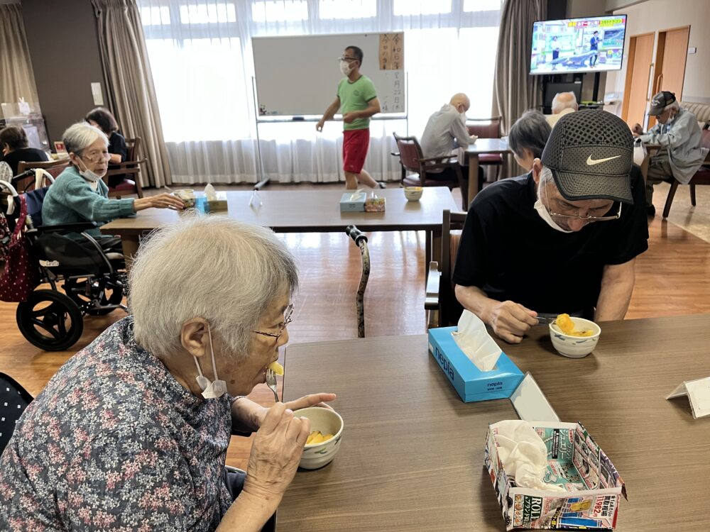 富士市デイサービス_納涼きもだめし大会＆スイカ割り