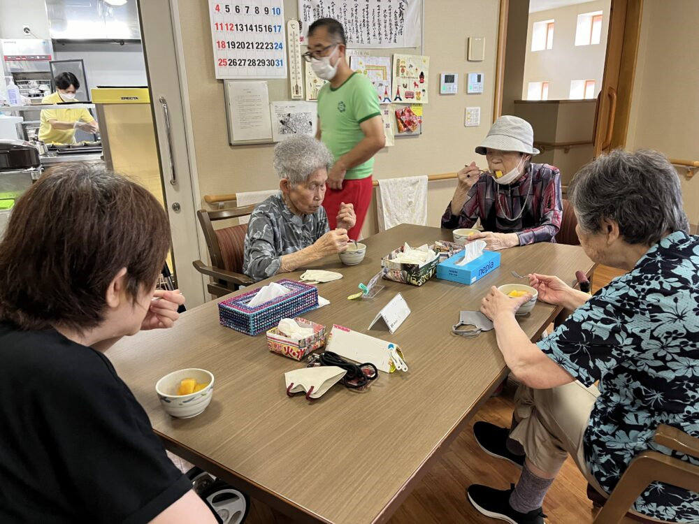 富士市デイサービス_納涼きもだめし大会＆スイカ割り