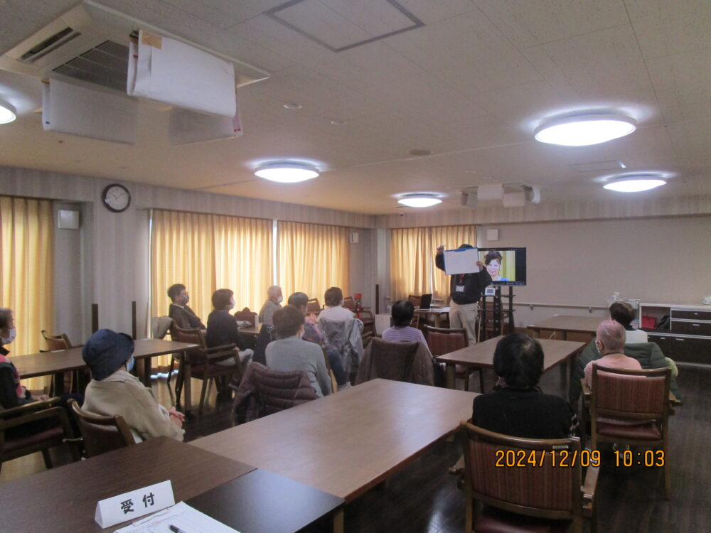 静岡市清水区デイサービス_ ぺんぎんクラブ押切信さんの昭和を語ろう開催