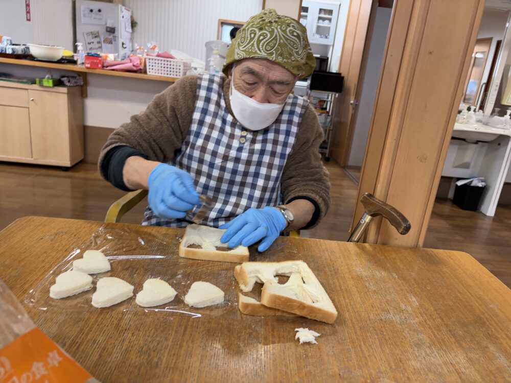 静岡市清水区デイサービス_クリスマスケーキ作り2024