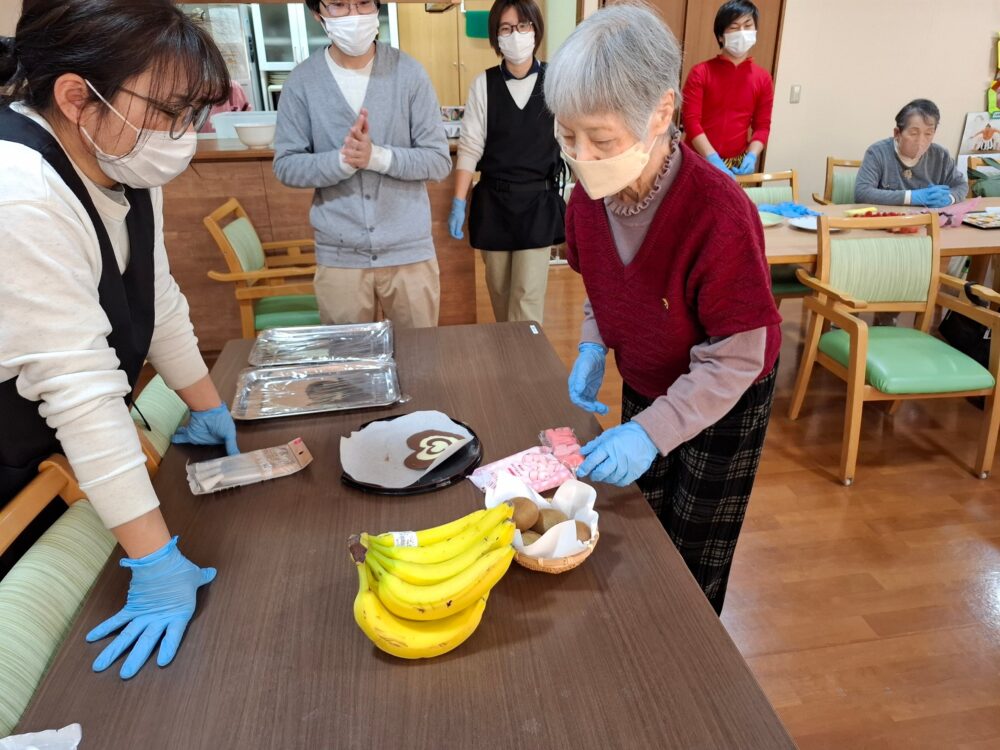 駿東郡長泉町デイサービス_バレンタインイベント鬼もチョコレートが好きらしい