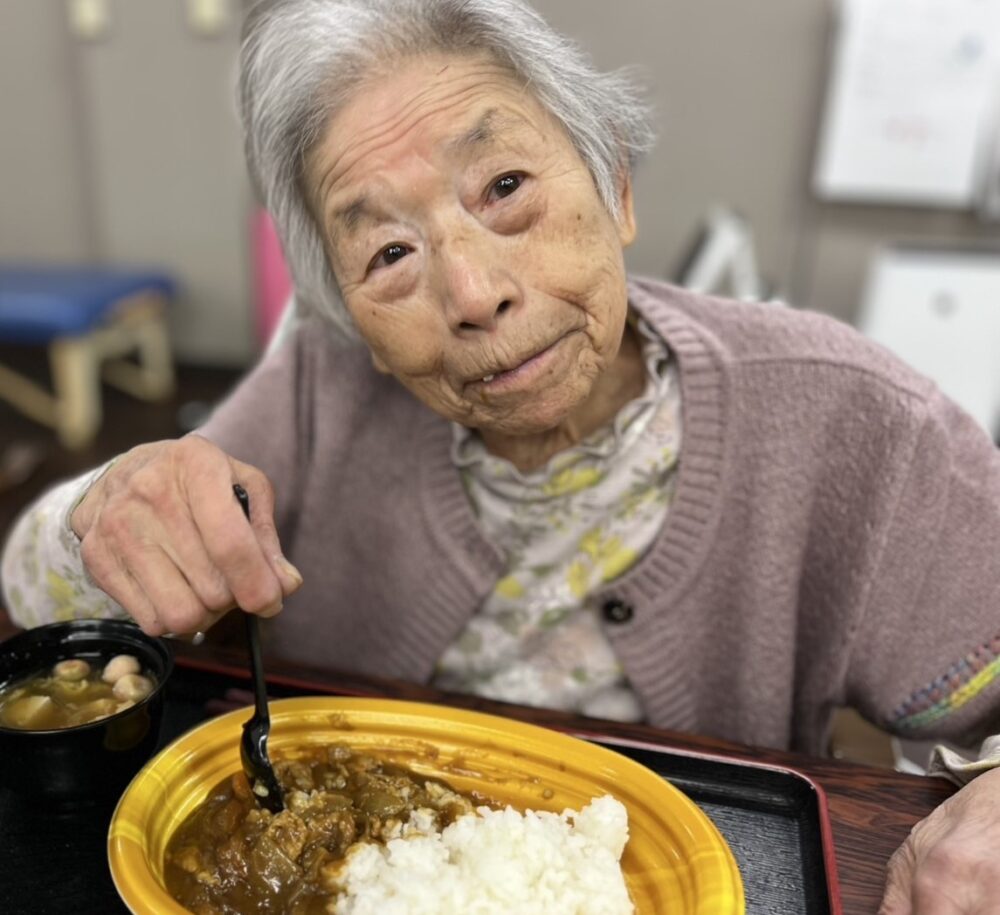 静岡市駿河区デイサービス_  節分カレーイベント福は内鬼も内