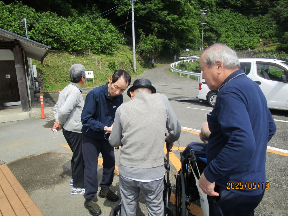 静岡市清水区デイサービス_男衆全員集合