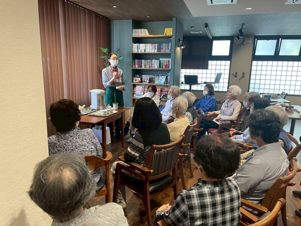 静岡市葵区デイサービス_カフェリハ新茶会