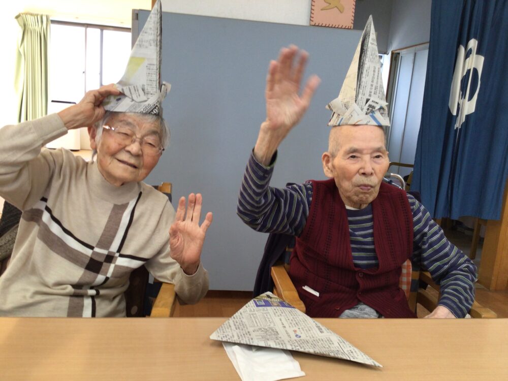 牧之原市デイサービス_端午の節句兜づくり