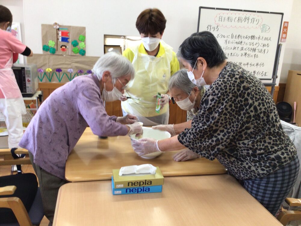 牧之原市デイサービス_端午の節句柏餅作り