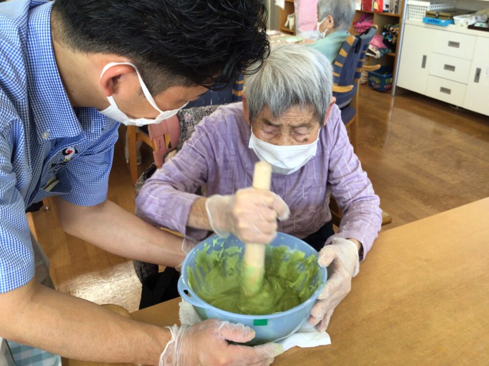 牧之原市デイサービス_端午の節句柏餅作り