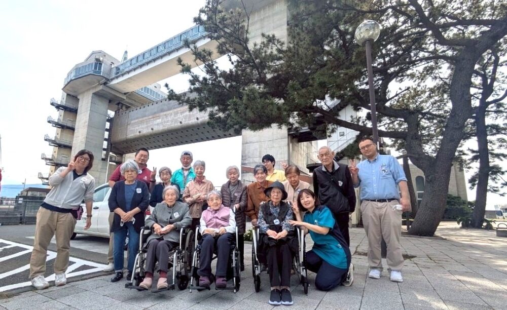 駿東郡長泉町デイサービス_沼津港大型水門びゅうお外出レク