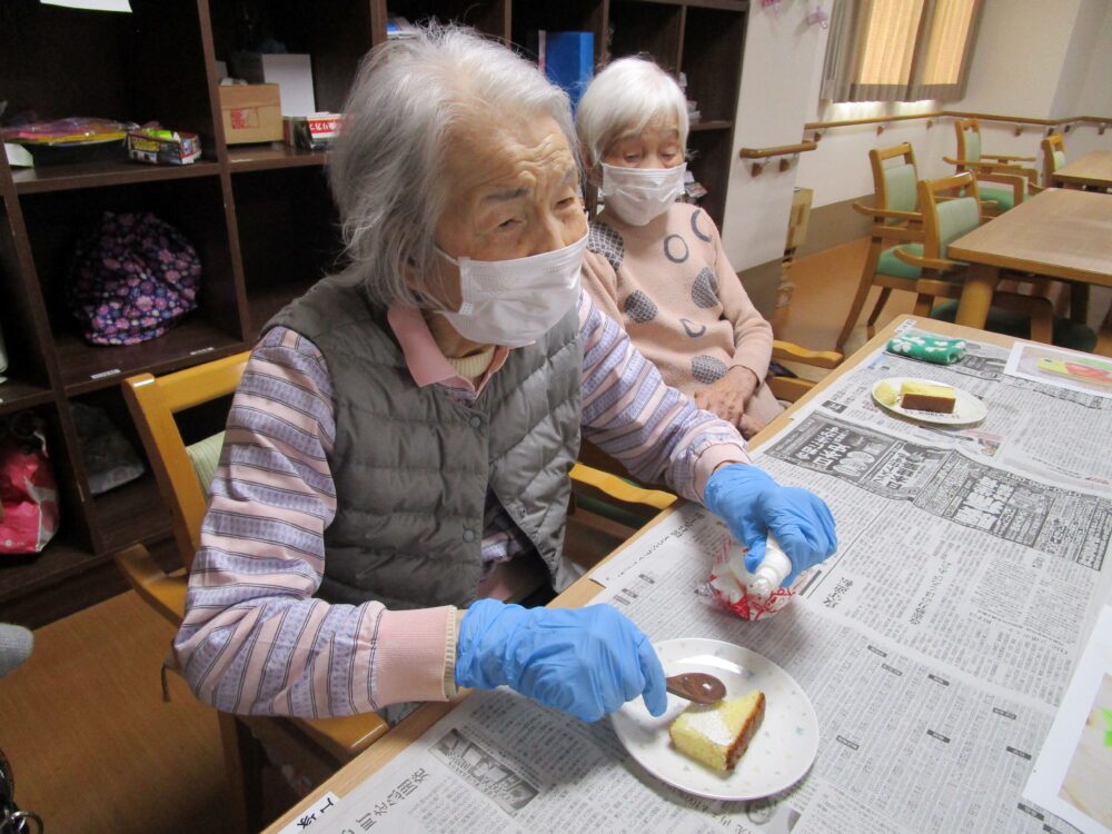 藤枝市デイサービス_5月こいのぼりケーキでおやつレク