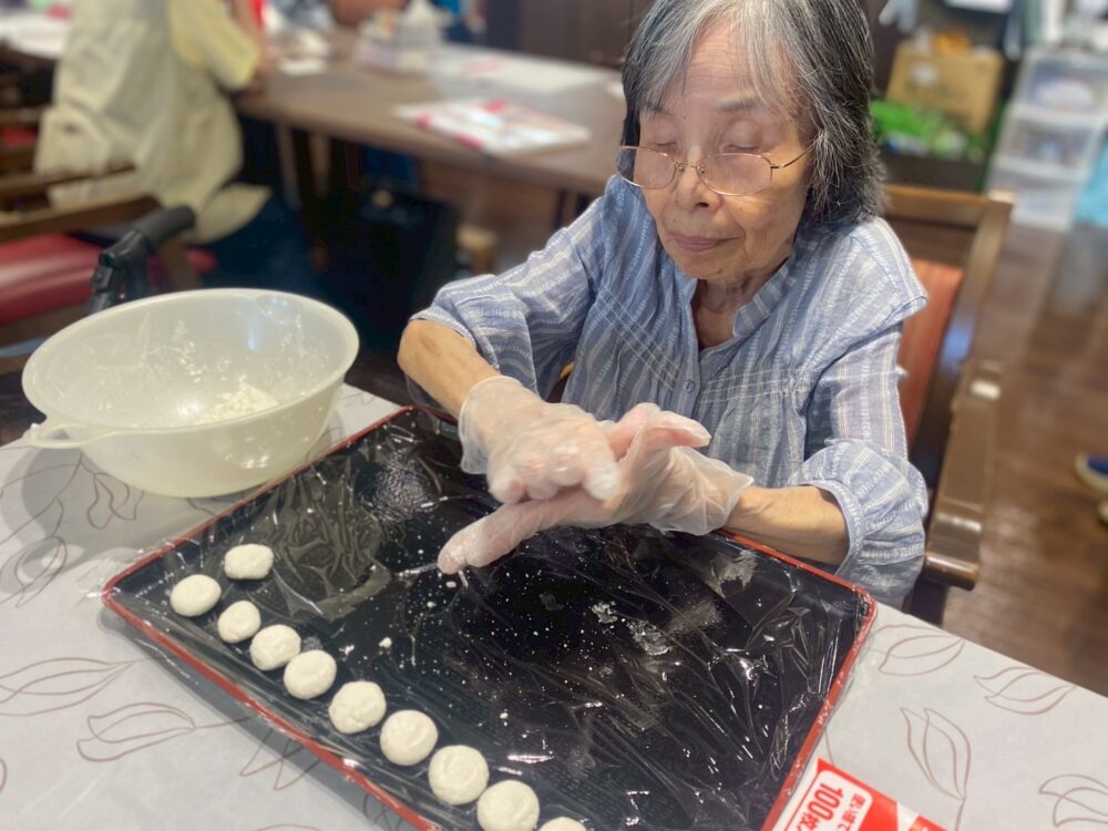 静岡市駿河区デイサービス_フルーツ白玉ぜんざい