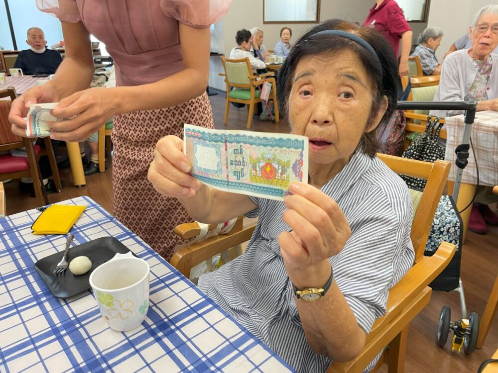八幡デイサービス ミャンマーを知ろう!ミンガラーバ!