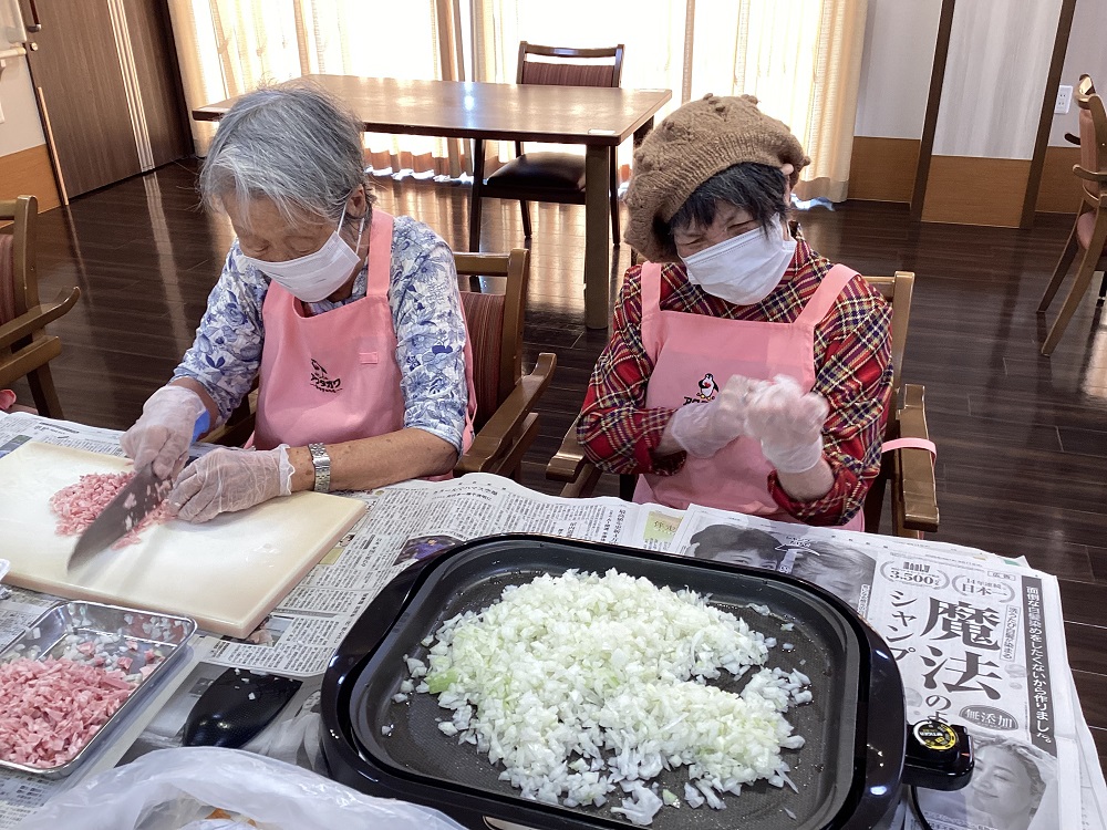 静岡市清水区デイサービス_生活リハビリクラブ押切料理クラブ春巻