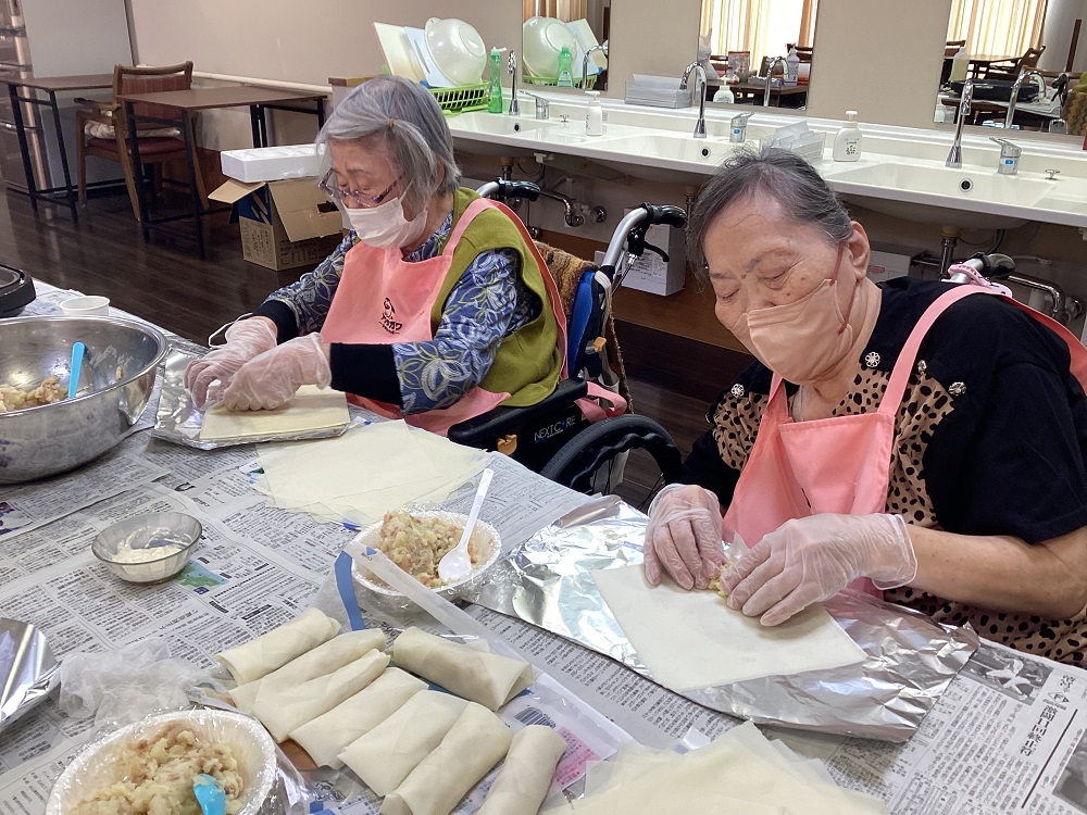 静岡市清水区デイサービス_生活リハビリクラブ押切料理クラブ春巻
