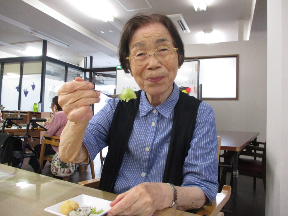 静岡市駿河区デイサービス_春はぼたもち秋はおはぎ