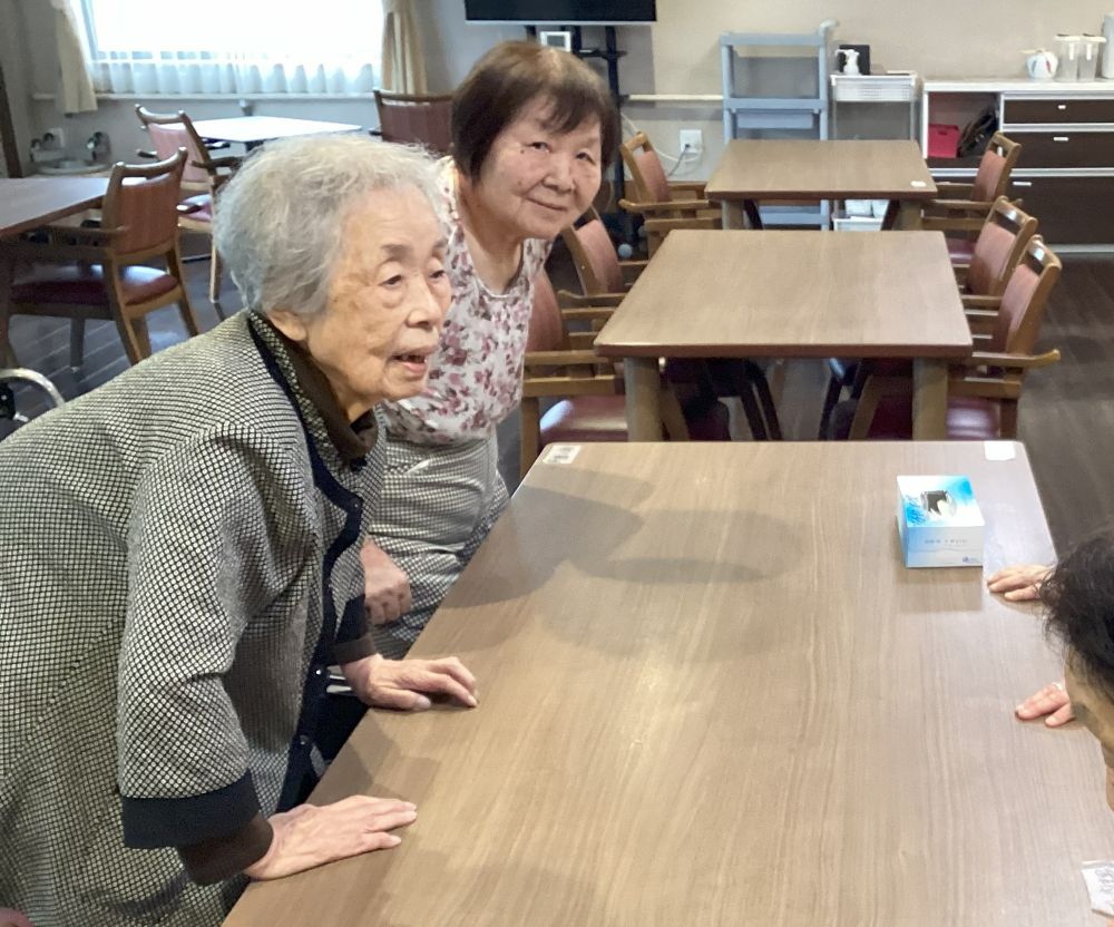 静岡市清水区デイサービス_新企画【リハ&レク押切】多いに体を動かし多いに笑いましょう