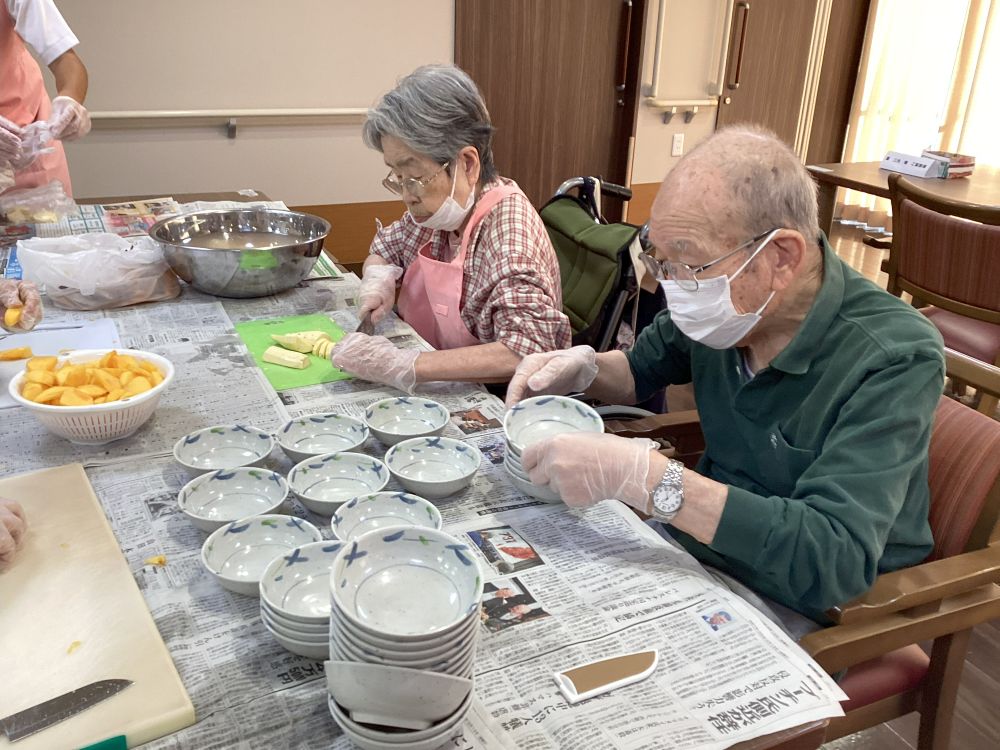 静岡市清水区デイサービス_料理クラブスイートポテト・柿