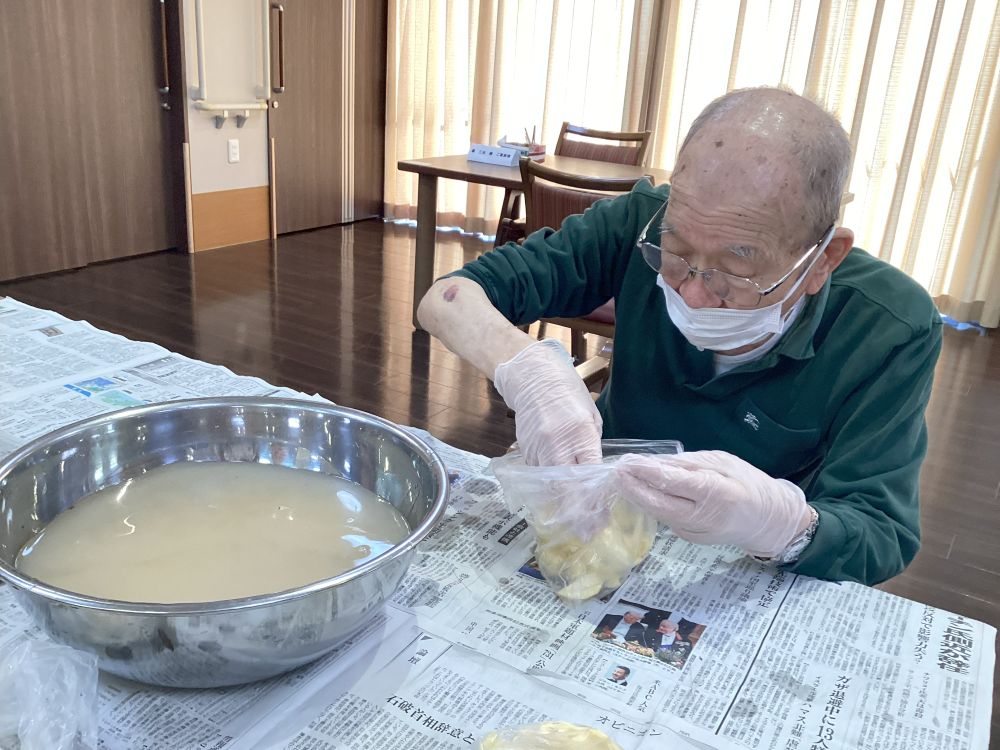 静岡市清水区デイサービス_料理クラブスイートポテト・柿