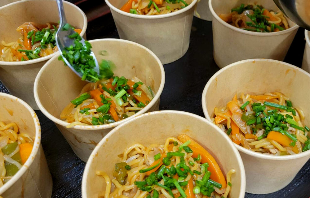 浜松市デイサービス_あなたの夢叶えます中華の鉄人上海炒麺づくり当日編