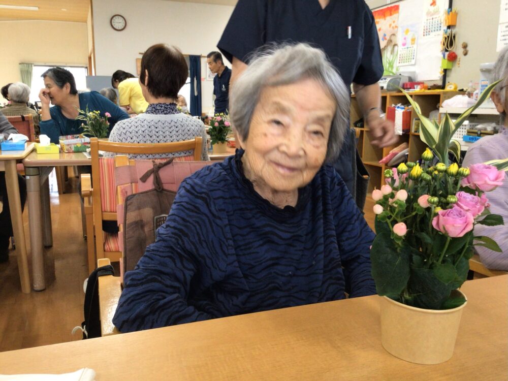 牧之原市デイサービス_華道クラブの活動