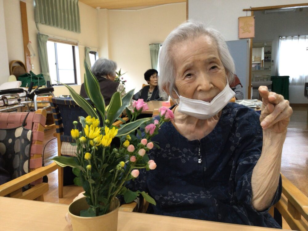 牧之原市デイサービス_華道クラブの活動