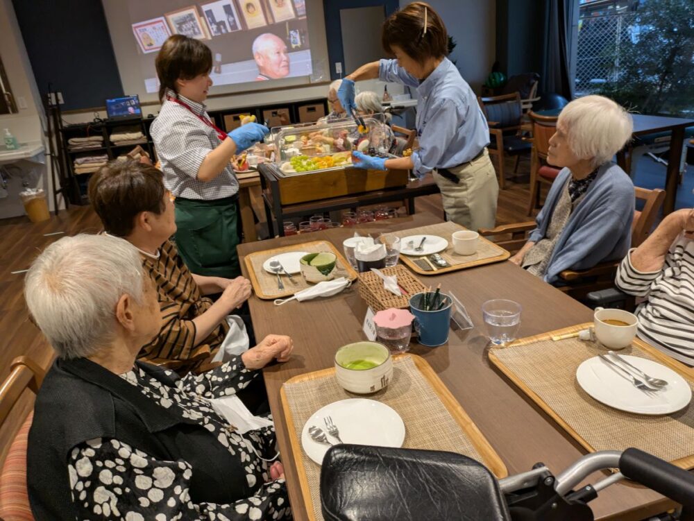 静岡市葵区デイサービス_フルーツバイキング