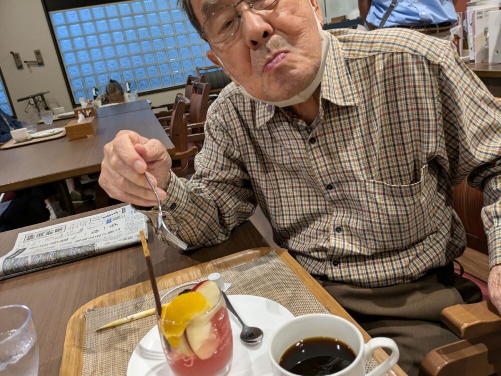 静岡市葵区デイサービス_フルーツバイキング