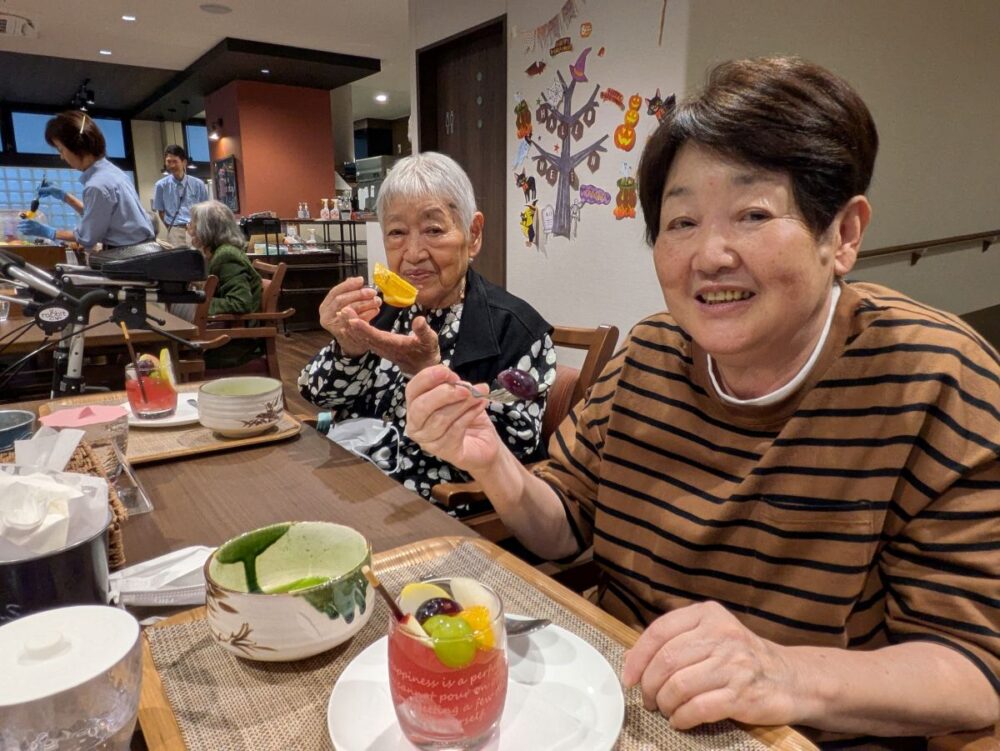静岡市葵区デイサービス_フルーツバイキング