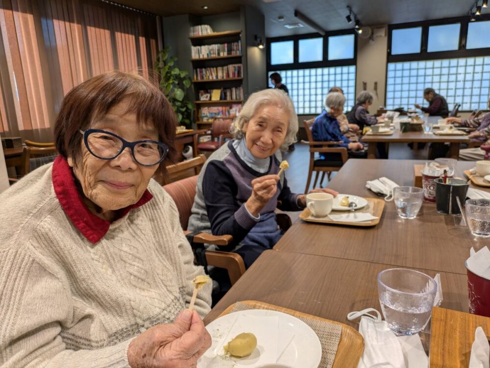 静岡市葵区デイサービス_カフェリハお茶会