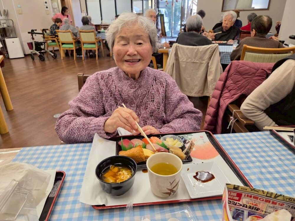 静岡市駿河区デイサービス_食欲の秋を大満喫秋祭りイベントin生活リハビリ八幡
