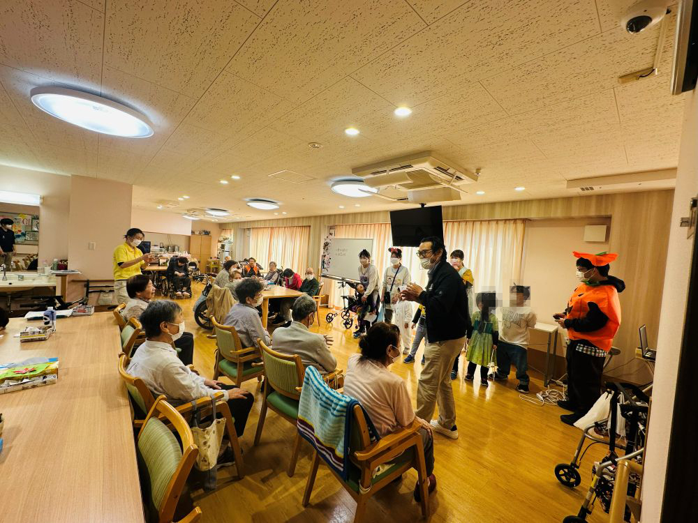 静岡市清水区デイサービス_サンタクロースを届けに行こう