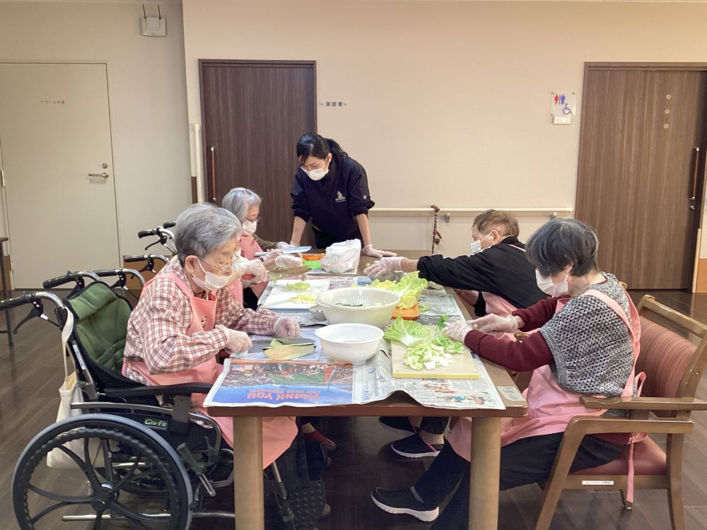押切デイサービス 生活リハビリクラブ押切【「料理クラブ‥生姜が入ったさっぱり漬物】