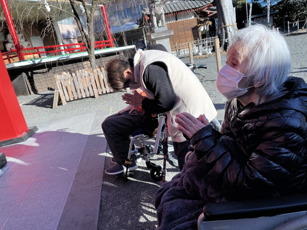 富士市デイサービス_初詣に行きました。