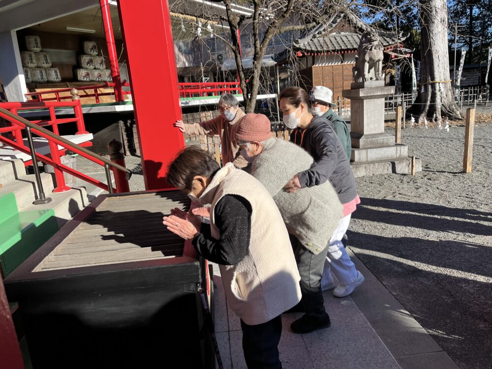 富士市デイサービス_初詣に行きました。