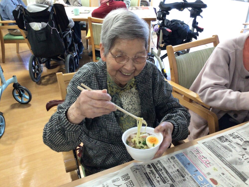 藤枝市デイサービス_お食事レクリエーション「高柳ラーメン祭り」