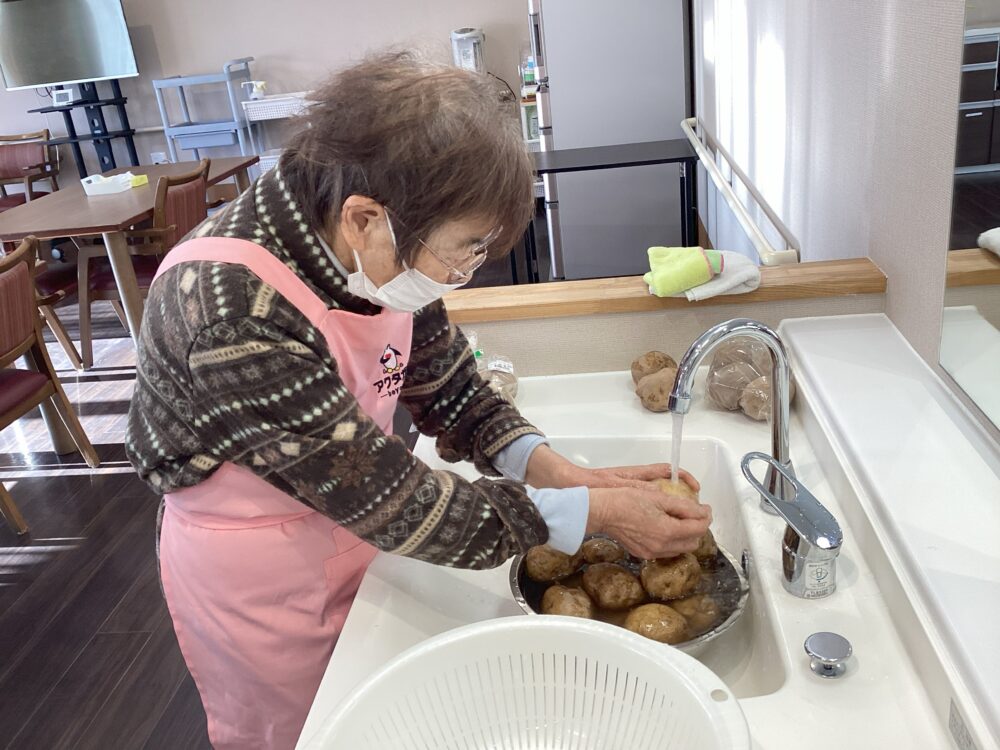 静岡市清水区デイサービス_生活リハビリクラブ押切「料理クラブ/ポテトサラダ」