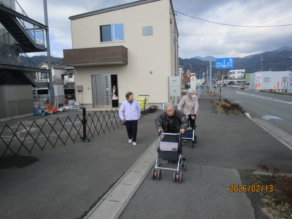 静岡市清水区デイサービス_生活リハビリクラブ押切・歩こうクラブ【目指せ「港町ブルース」(十四港)制覇】 令和8年2月5日　御前崎で灯台を仰ぎ見る!