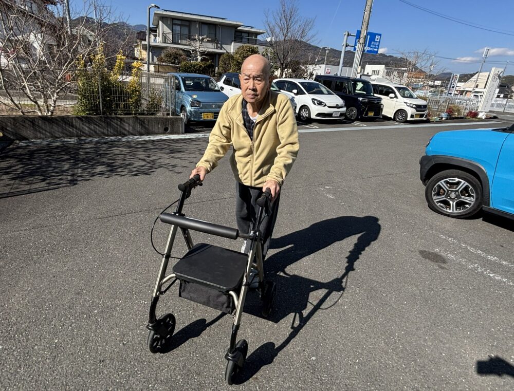 静岡市清水区デイサービス_生活リハビリクラブ押切・歩こうクラブ【目指せ「港町ブルース」(十四港)制覇】 令和8年2月5日　御前崎で灯台を仰ぎ見る!