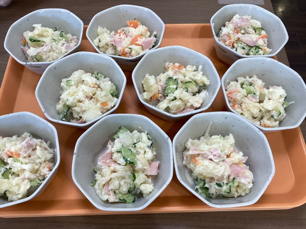静岡市清水区デイサービス_生活リハビリクラブ押切「料理クラブ/ポテトサラダ」