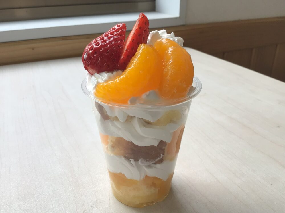 相良デイサービス　クッキングクラブ　～カップショートケーキづくり～